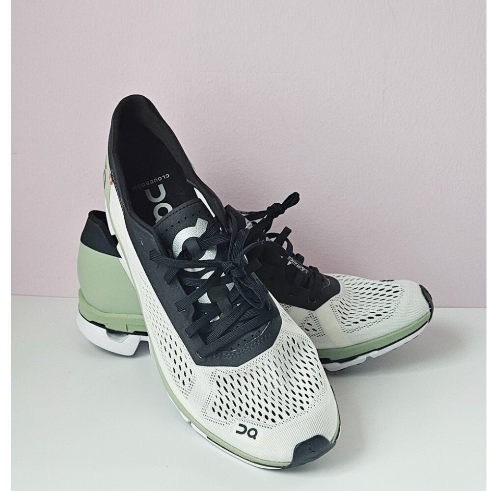 On Cloudboom Running Sneakers - Picture 2 of 6